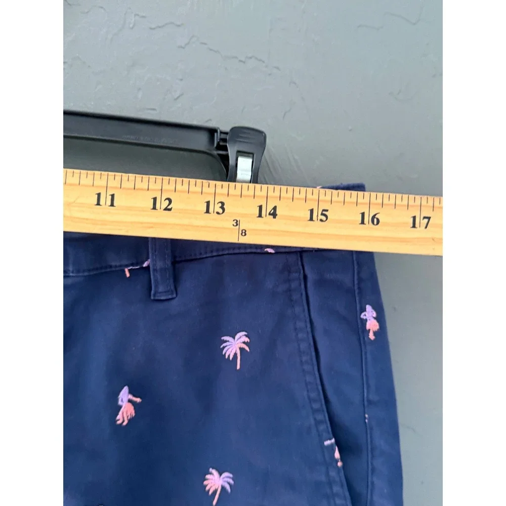 Tommy Bahama Mens 32 Navy Blue Pink Hula Dancer Palm Tree Embroidered Shorts